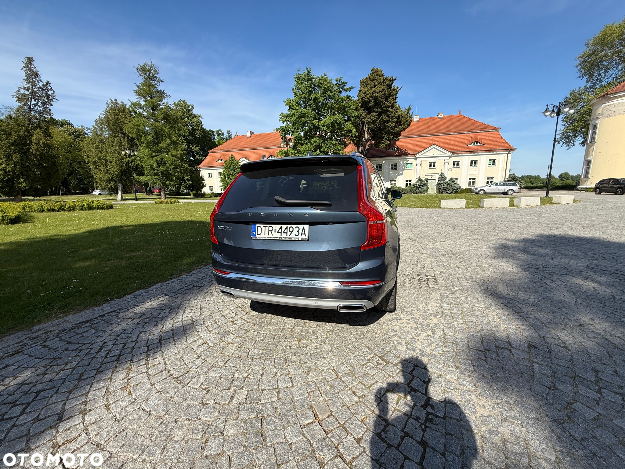 Volvo XC 90 - 9