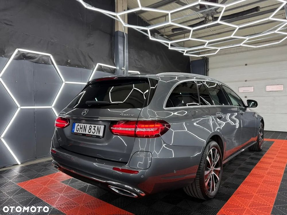 Mercedes-Benz Klasa E 300 de 4Matic 9G-TRONIC Avantgarde - 6