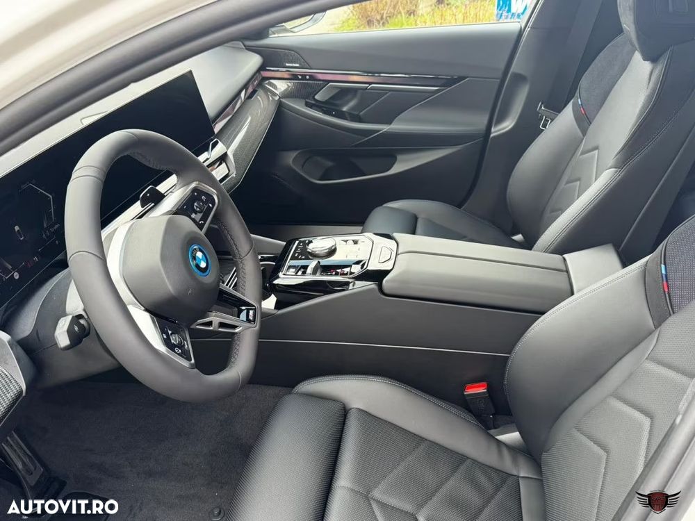 BMW Seria 5 530e xDrive Aut. - 8