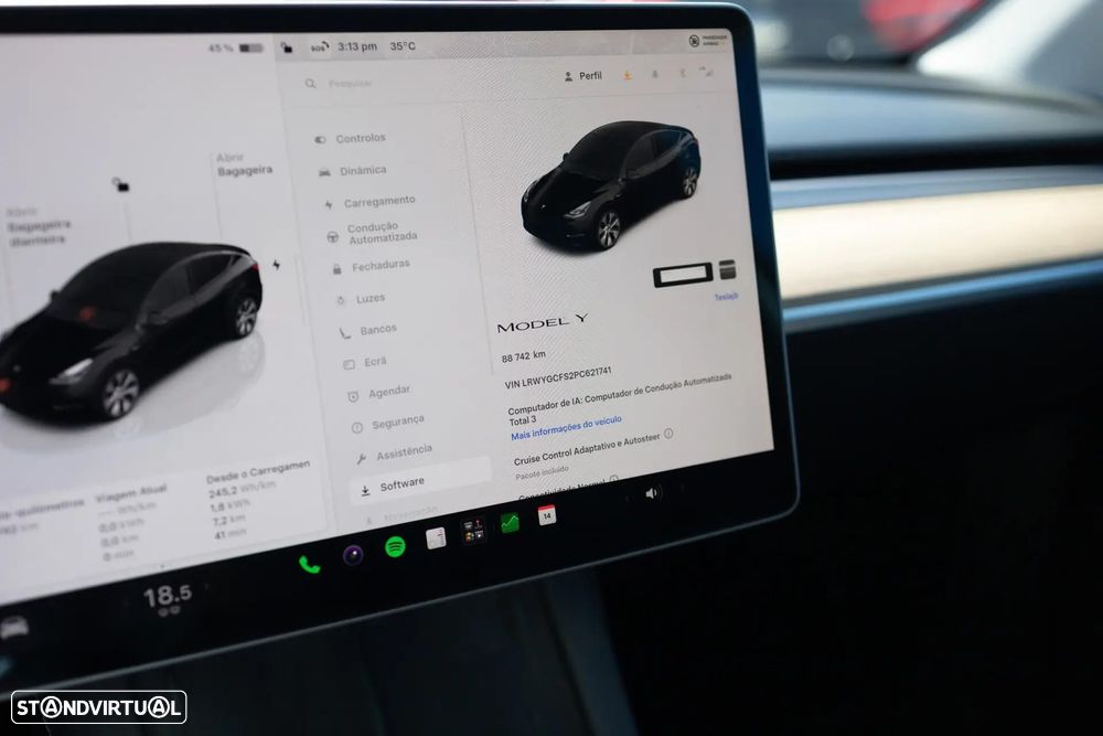 Tesla Model Y Standard - 12