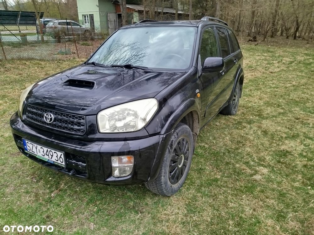 Toyota RAV4 - 1