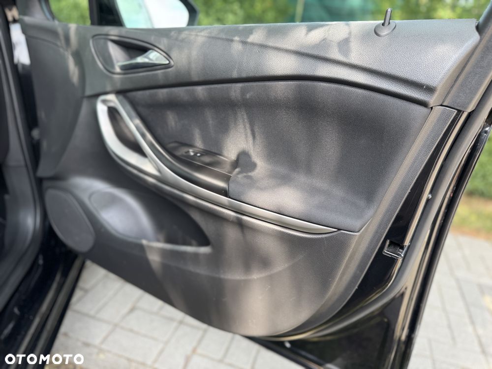 Opel Astra 1.6 CDTI Dynamic S&S - 34