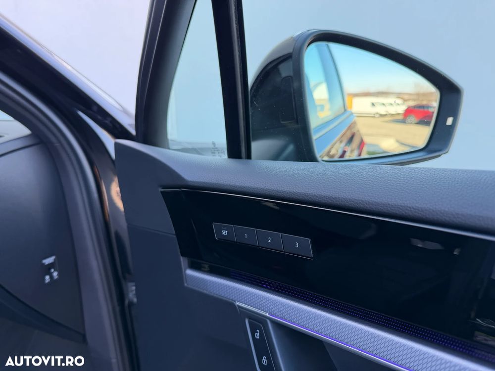 Volkswagen Touareg V6 TDI R-Style - 11