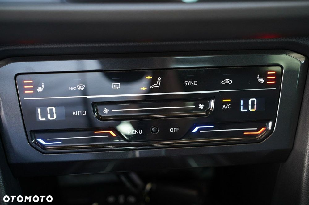 Volkswagen Tiguan - 30