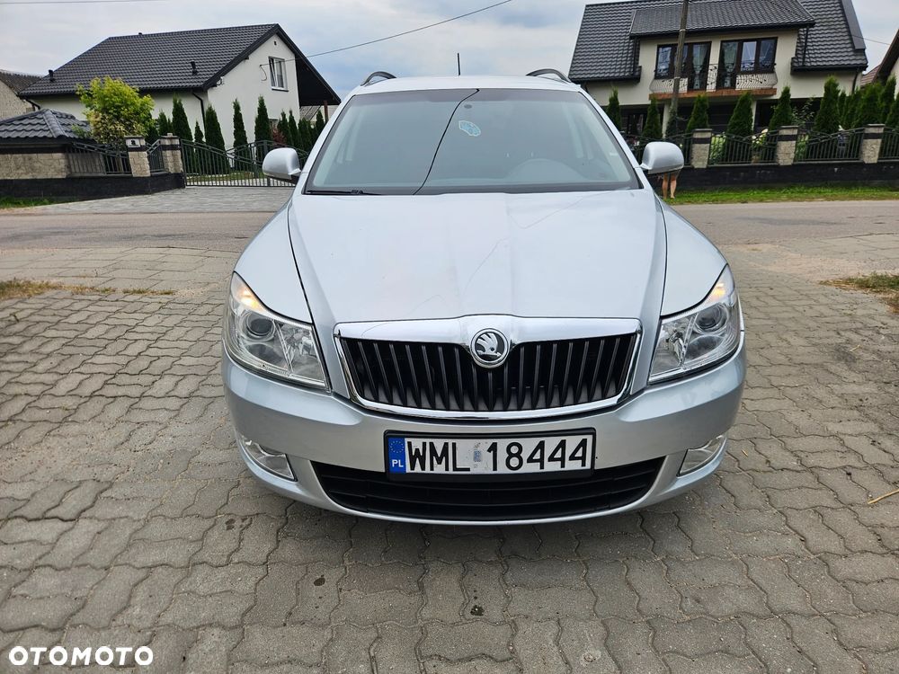 Skoda Octavia 1.6 TDI DPF Ambition - 2
