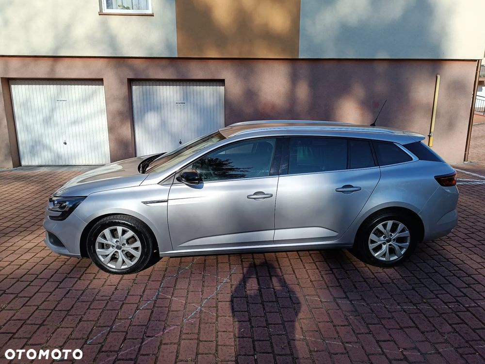 Renault Megane 1.5 Blue dCi Intens - 4