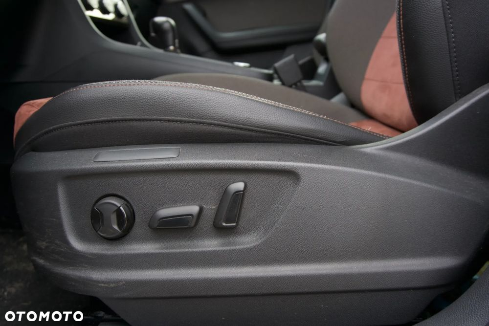 Seat Ateca 2.0 TSI Xcellence S&S 4Drive DSG - 37