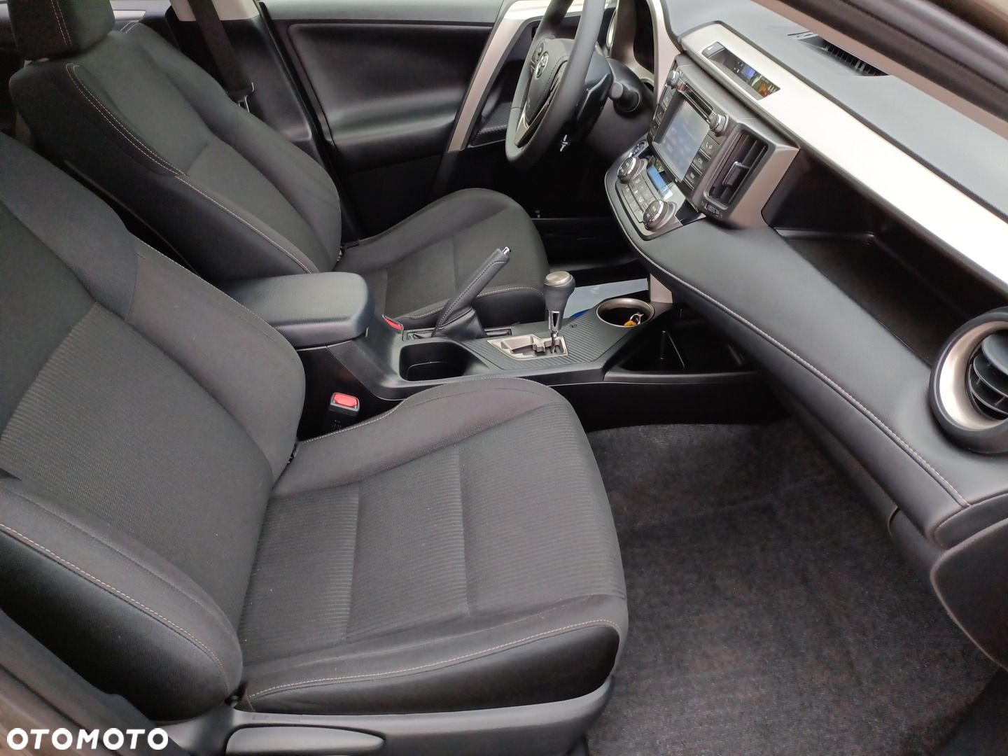 Toyota RAV4 - 13