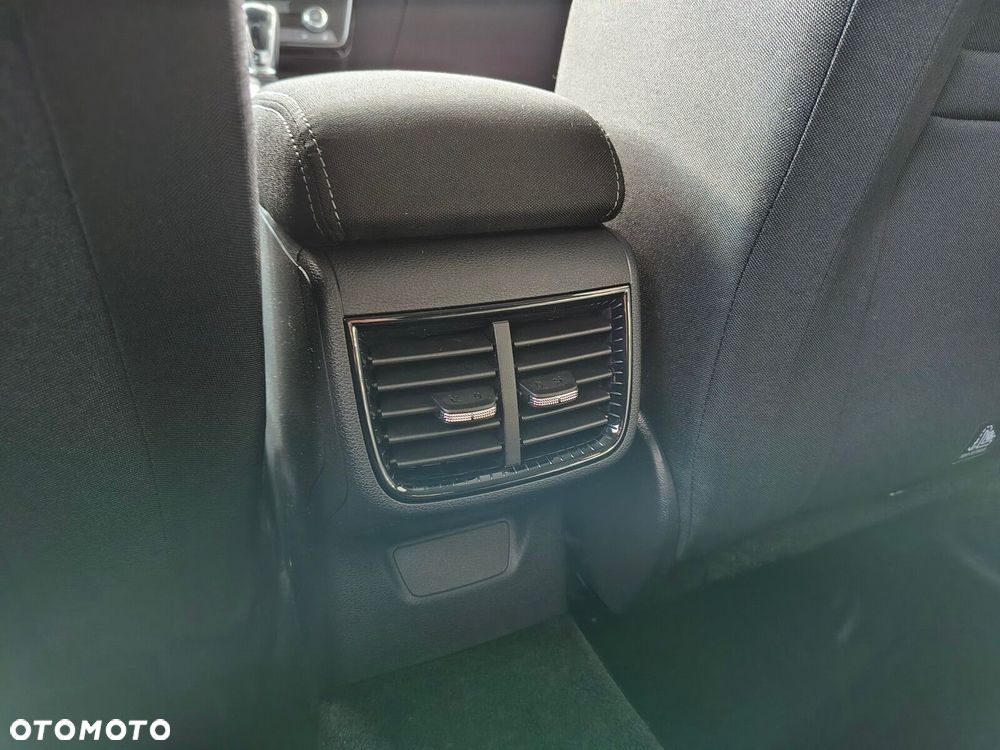 Skoda Fabia 1.0 TSI Drive DSG - 17