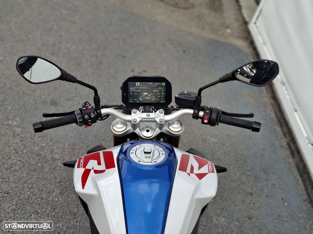 BMW F 900 R Lightwhite - 13