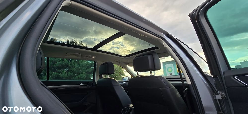 Volkswagen Passat Alltrack 2.0 TDI SCR 4Motion DSG - 10