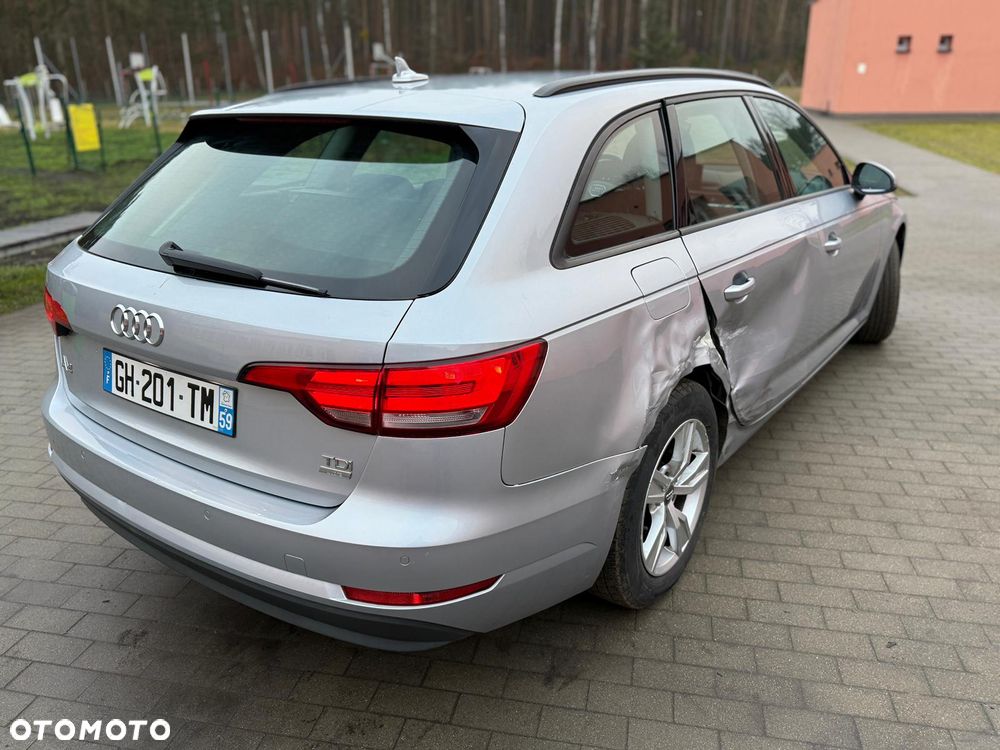 Audi A4 Avant 2.0 TDI ultra S tronic - 7