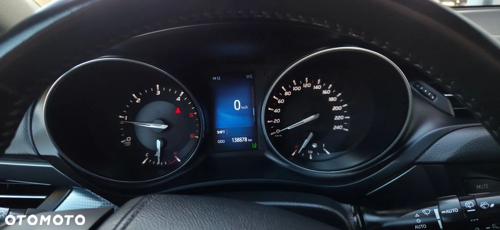 Toyota Avensis Touring Sports 2.0 D-4D Executive - 28