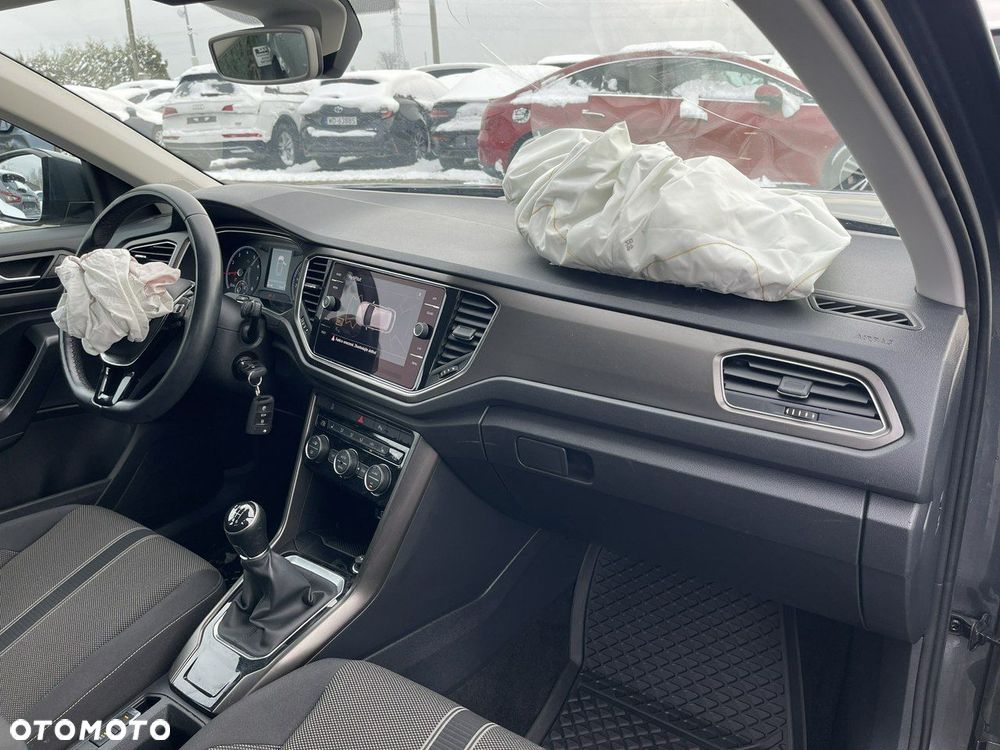 Volkswagen T-Roc 1.5 TSI OPF Move - 9