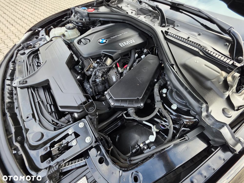 BMW Seria 3 318d Edition Luxury Line Purity - 36