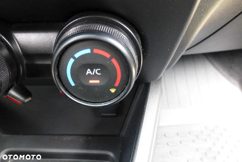 Dacia Duster 1.0 TCe Essential - 20