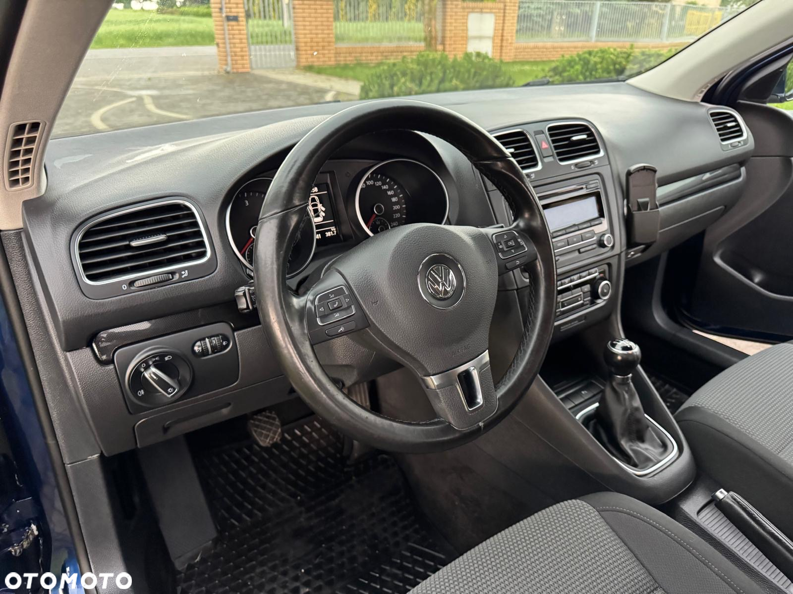 Volkswagen Golf 1.6 TDI BlueMotion Technology Comfortline - 14