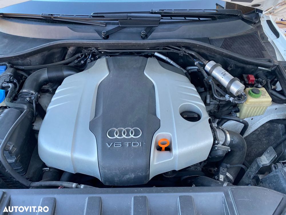 Audi Q7 3.0 TDI Quattro Tip - 10