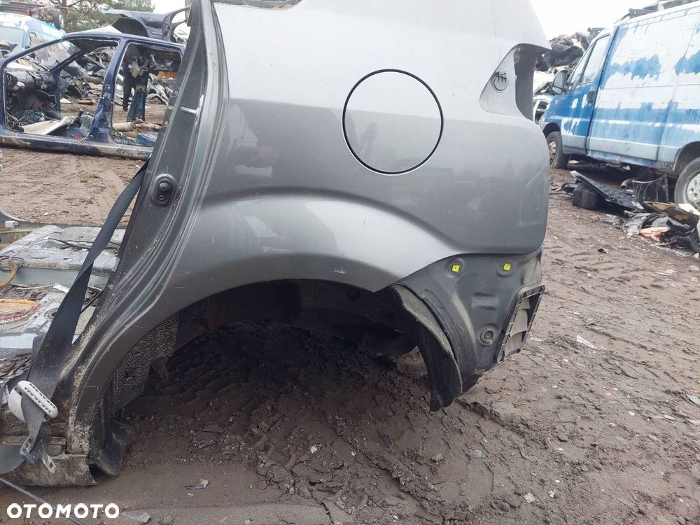 ĆWIARTKA BŁOTNIK LEWY TYŁ TOYOTA COROLLA VERSO II 1C3 - 2