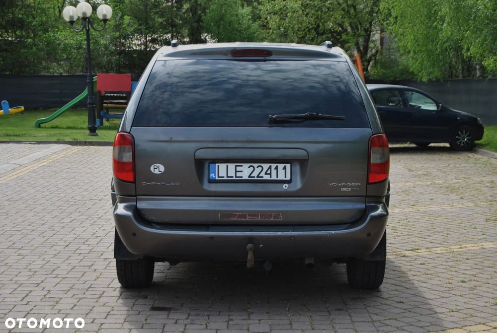 Chrysler Voyager 2.8 CRD SE - 19