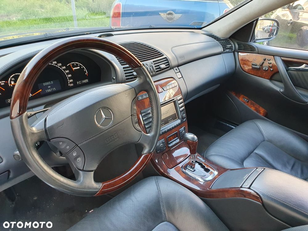 Mercedes-Benz CL - 12
