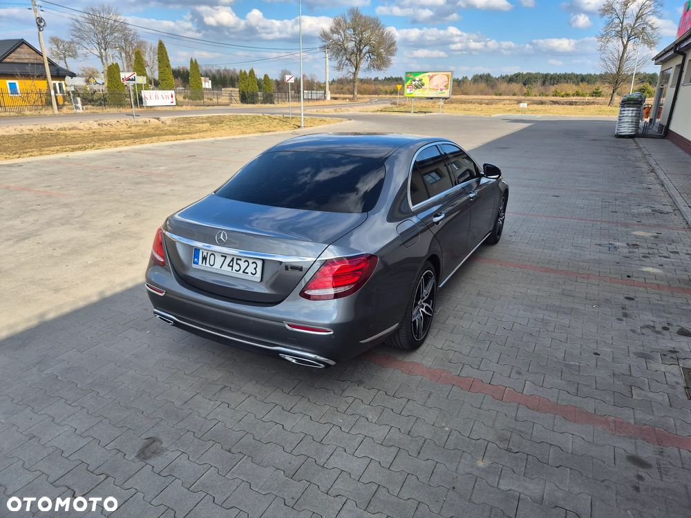 Mercedes-Benz Klasa E 220 d 9G-TRONIC - 7