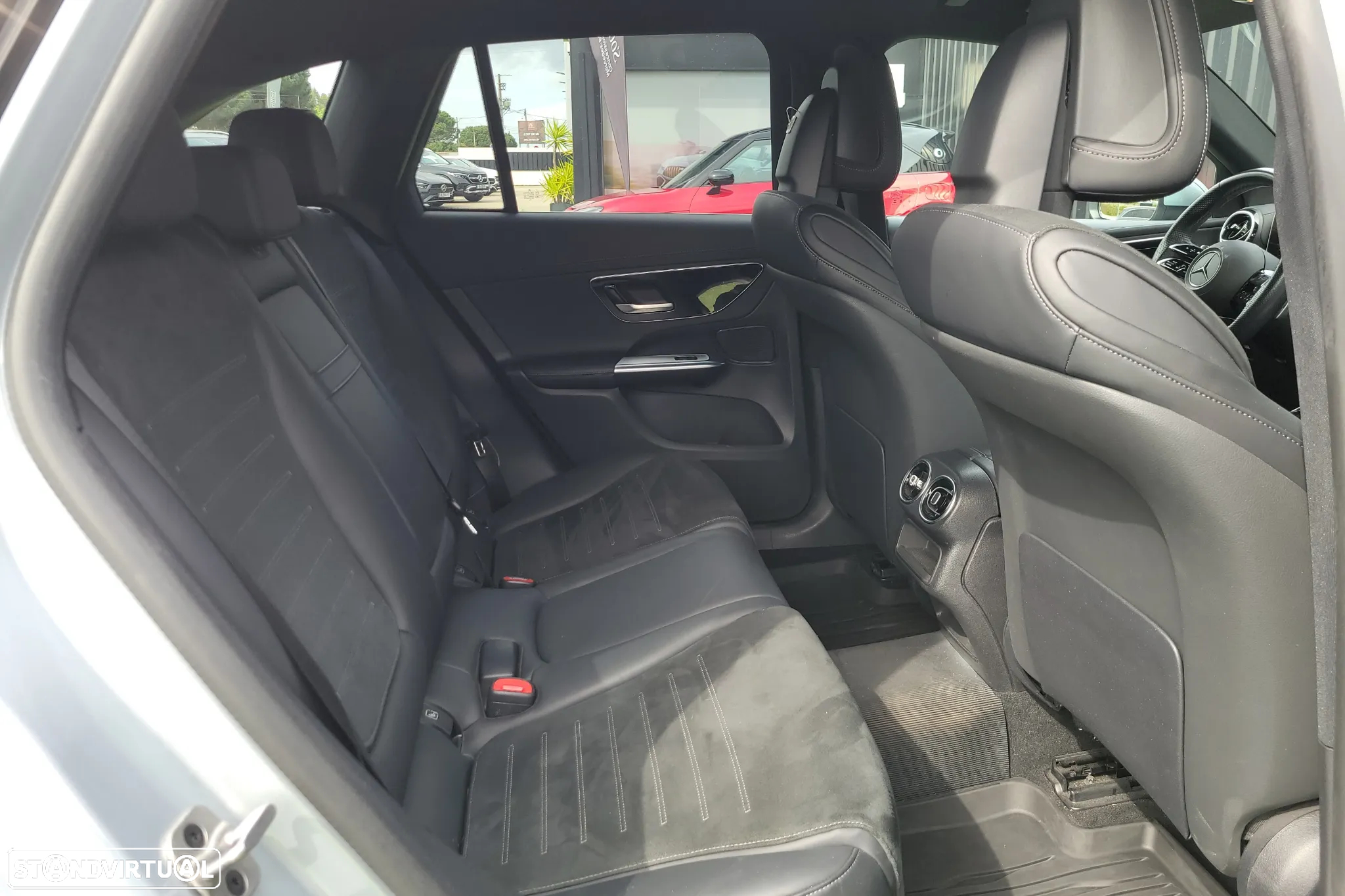 Mercedes-Benz GLC 300 e 4Matic - 14