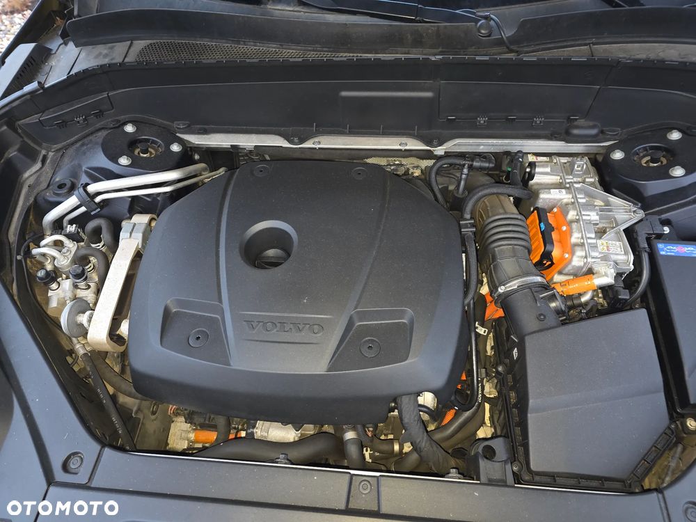 Volvo XC 90 - 40