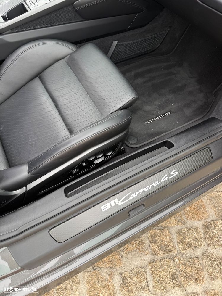 Porsche 911 (992) Carrera 4S PDK - 14