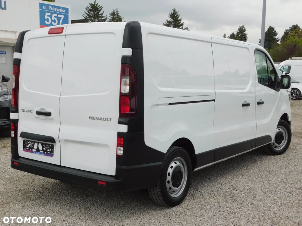 Renault Trafic - 2