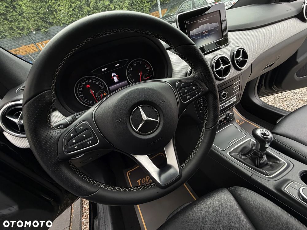 Mercedes-Benz Klasa B 200 Style - 28