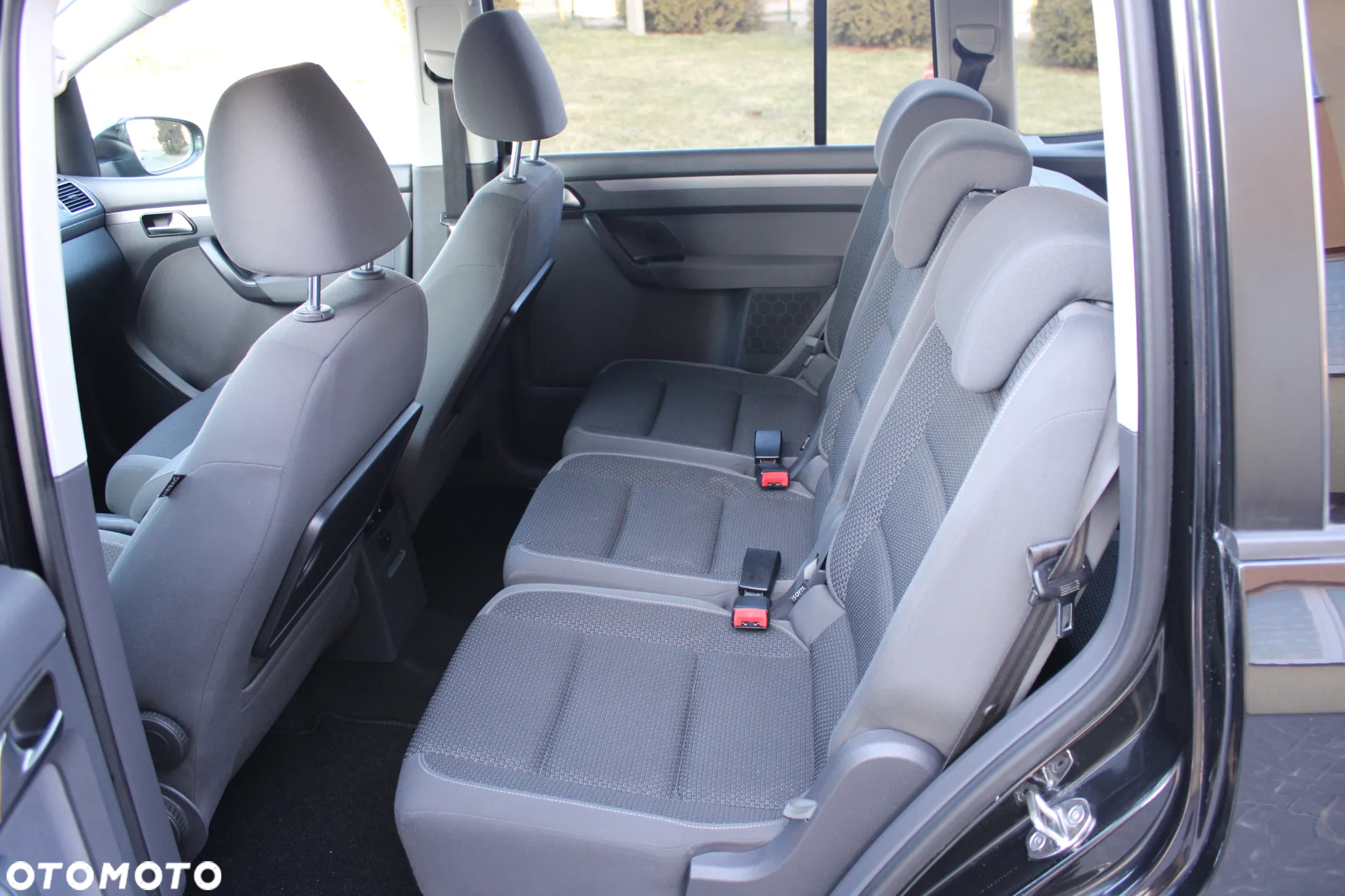 Volkswagen Touran 1.6 TDI DPF BlueMotion Technology DSG Comfortline - 15