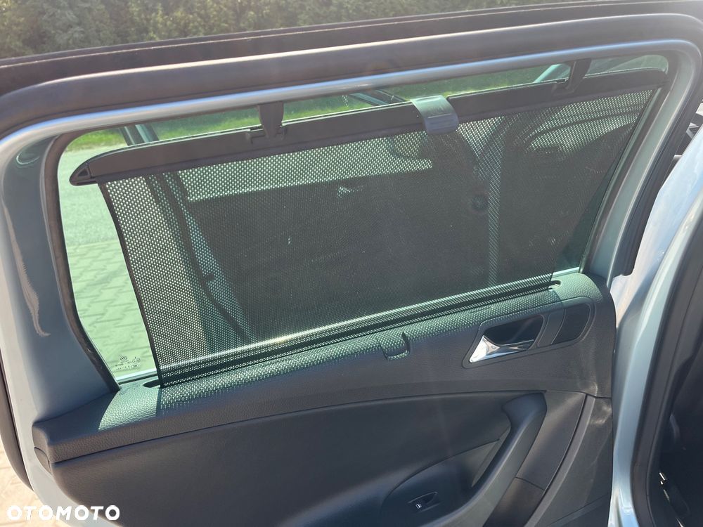 Volkswagen Passat 2.0 TDI DSG Highline - 19