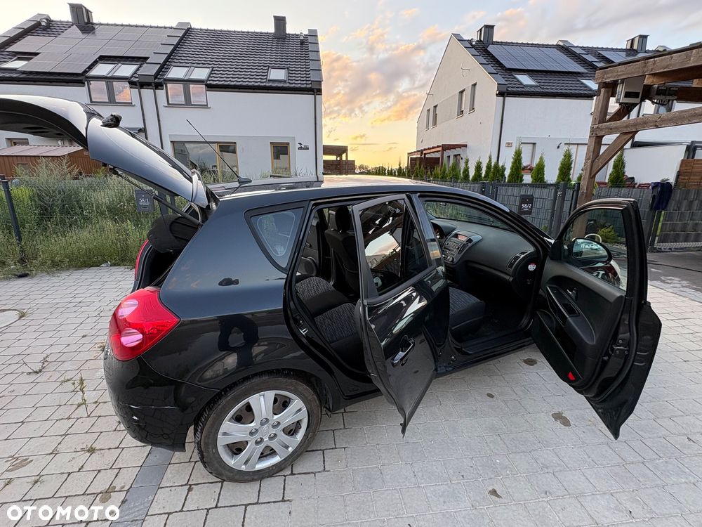 Kia Ceed 1.4 M - 6