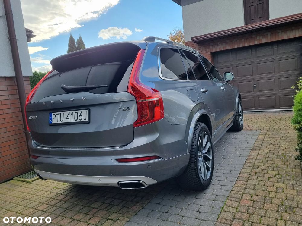 Volvo XC 90 - 8