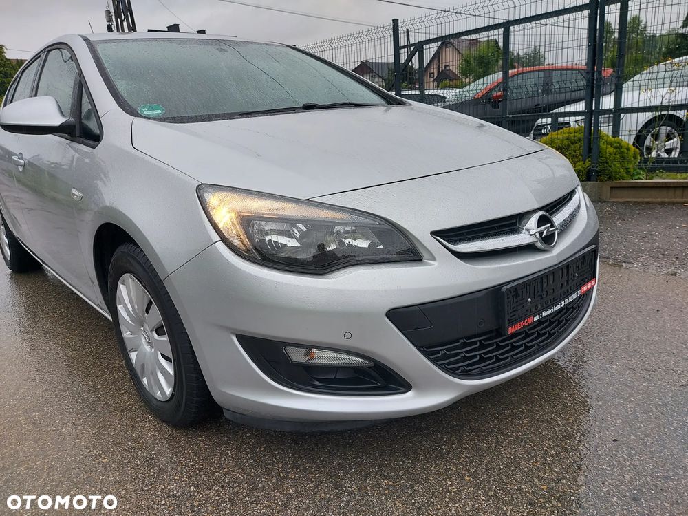 Opel Astra 1.4 Turbo - 10