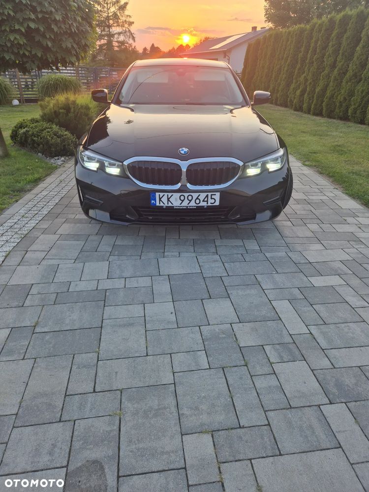 BMW Seria 3 320d xDrive MHEV Advantage - 1