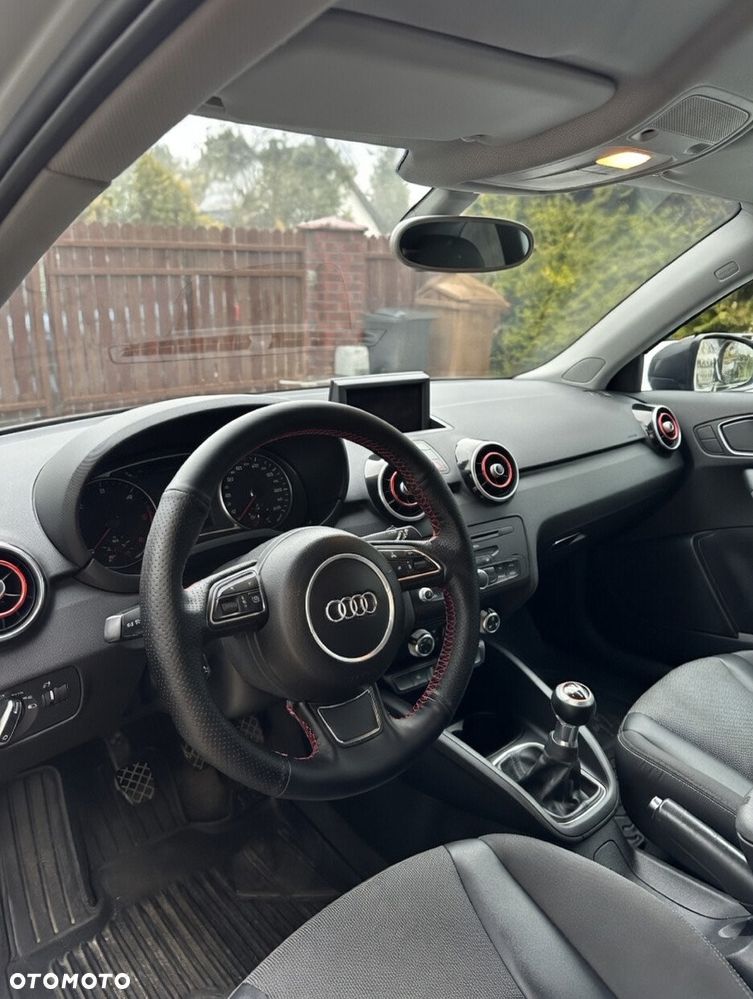 Audi A1 3-drzwiowe 1.6 TDI S line edition - 13
