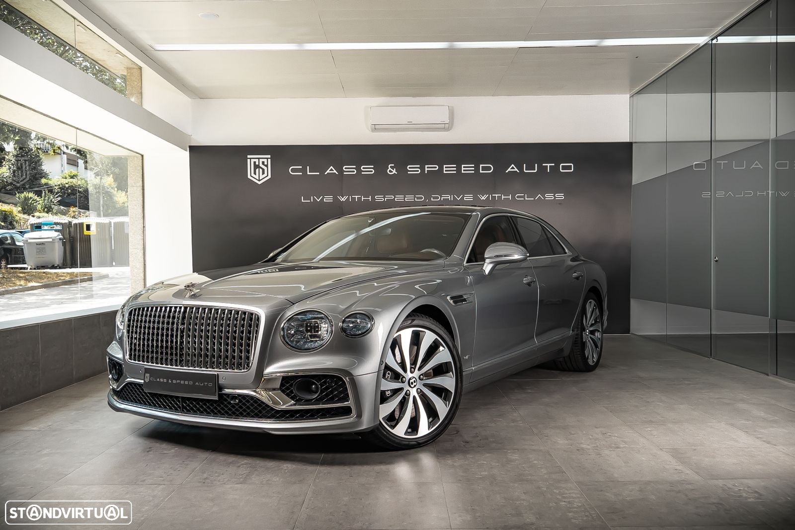 Bentley Flying Spur W12 - 2