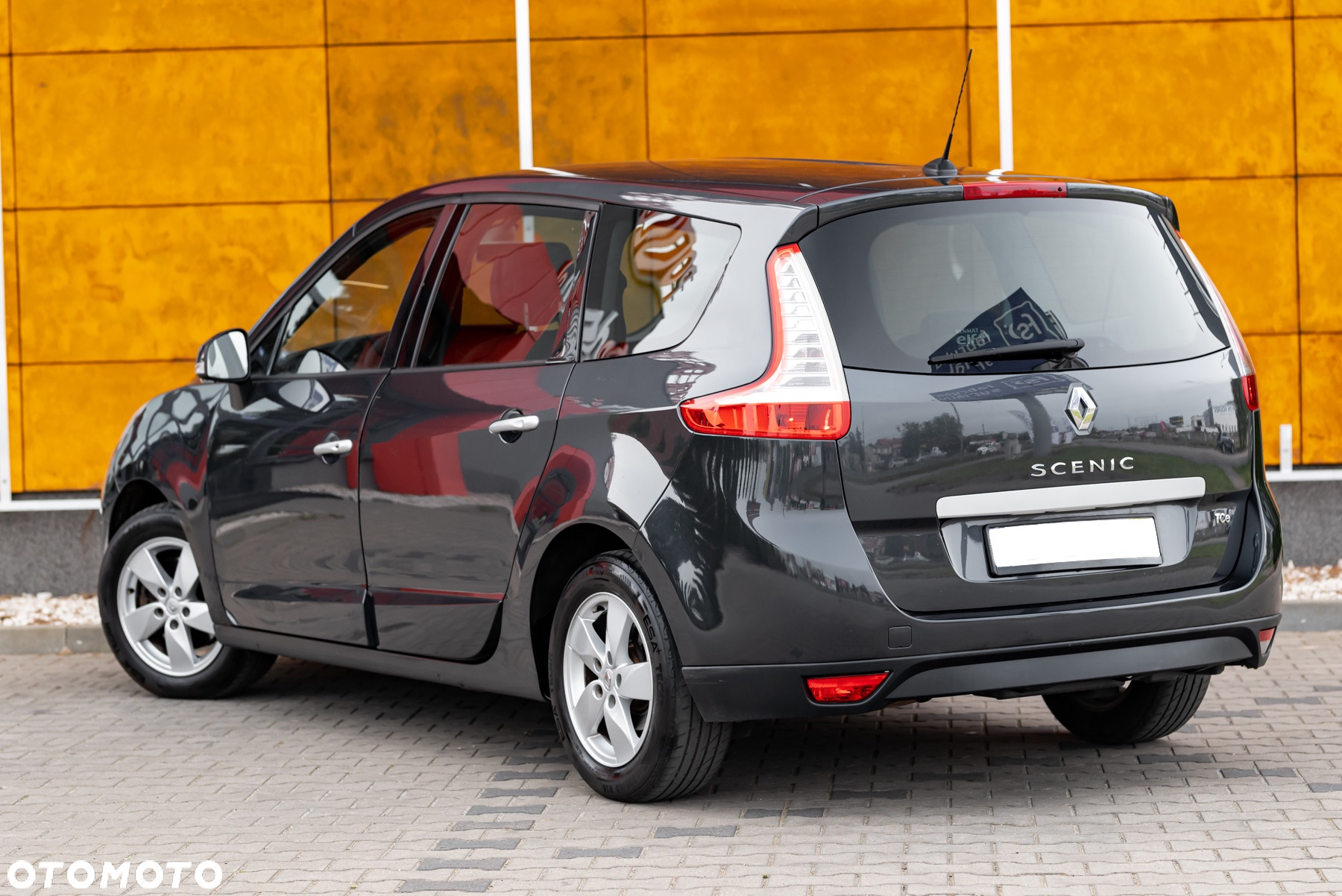 Renault Scenic 1.4 16V TCE Bose Edition - 13