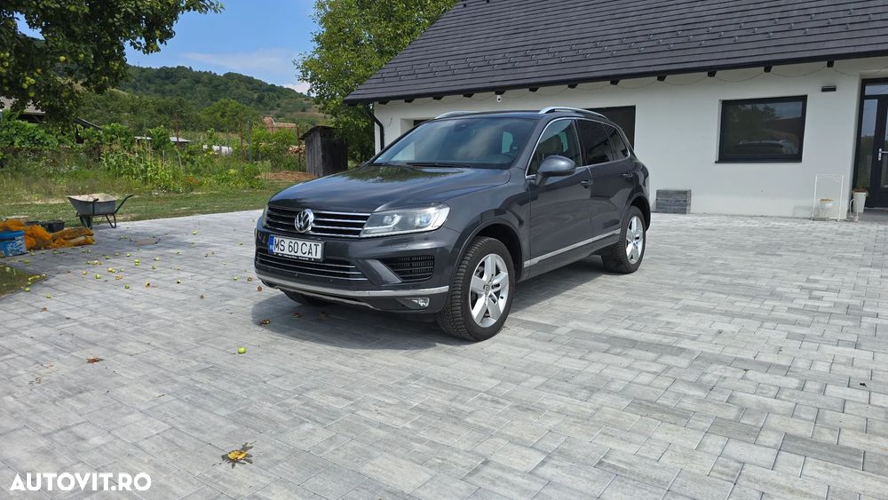 Volkswagen Touareg 3.0 V6 TDI BMT - 11