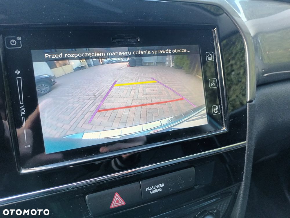 Suzuki Vitara 1.6 Premium 4WD - 29