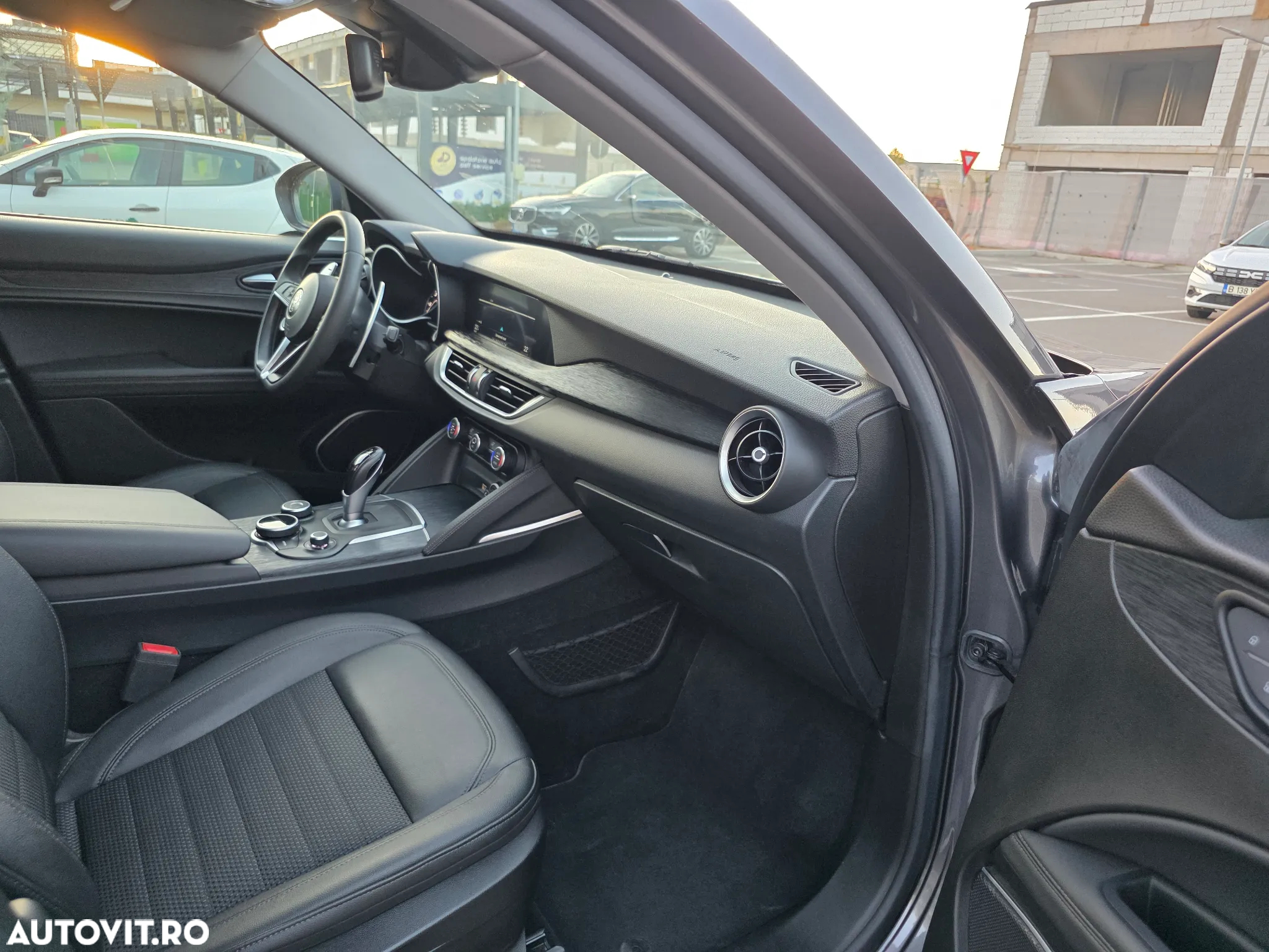 Alfa Romeo Stelvio 2.2 Diesel 16V AT8 Q4 Veloce - 10