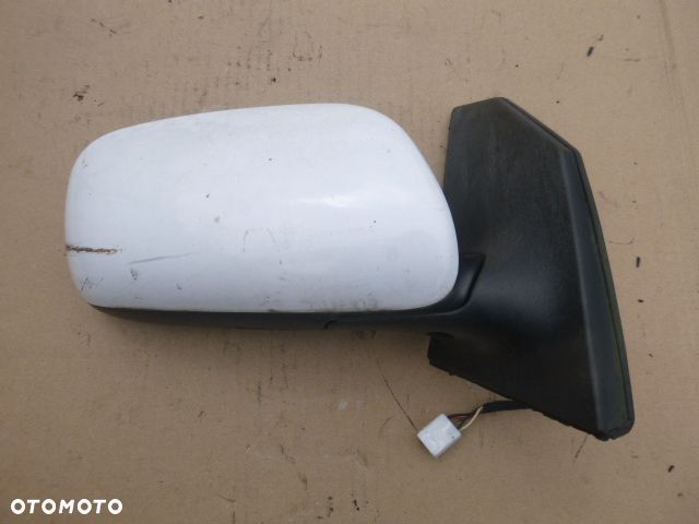 LUSTERKO PRAWE ELEKTRYCZNE TOYOTA COROLLA E12 01-07 5 PINÓW - 2