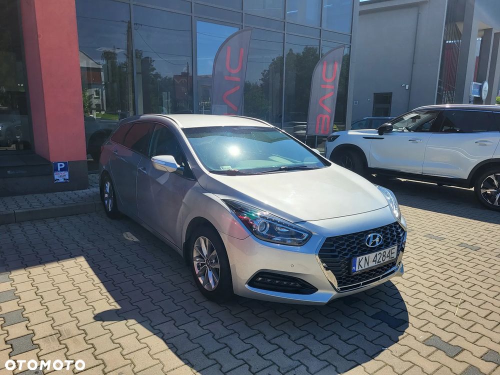 Hyundai i40 1.6 CRDi Comfort DCT - 6