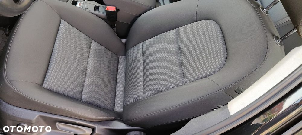Audi Q3 ver-2-0-tdi-quattro-s-tronic-sport - 38