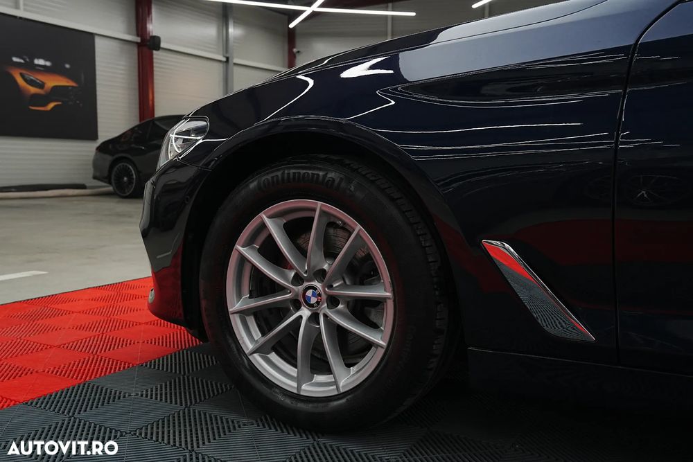 BMW Seria 5 520d Aut. - 26