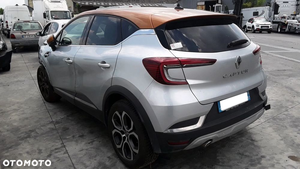 Renault Captur - 3