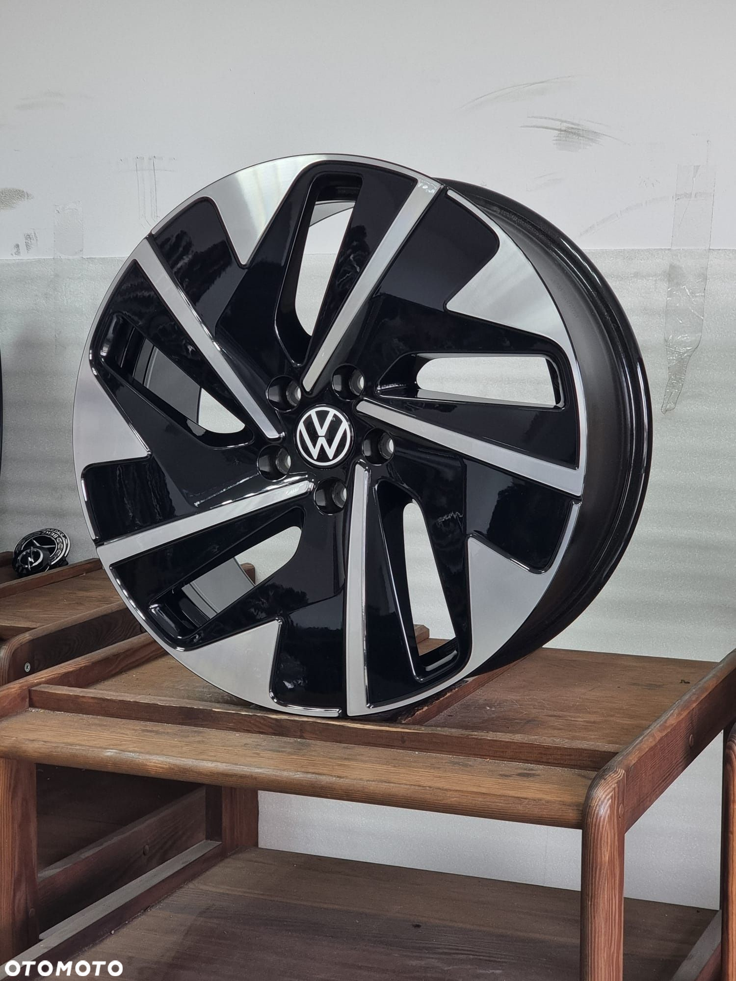 Felgi aluminiowe volkswagen 19 hurt nowe demo - 3