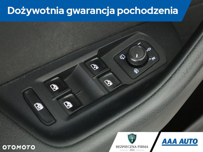 Volkswagen Passat - 20